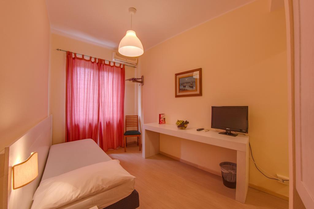 Hotel Del Golfo - Dependance Procchio  Værelse billede