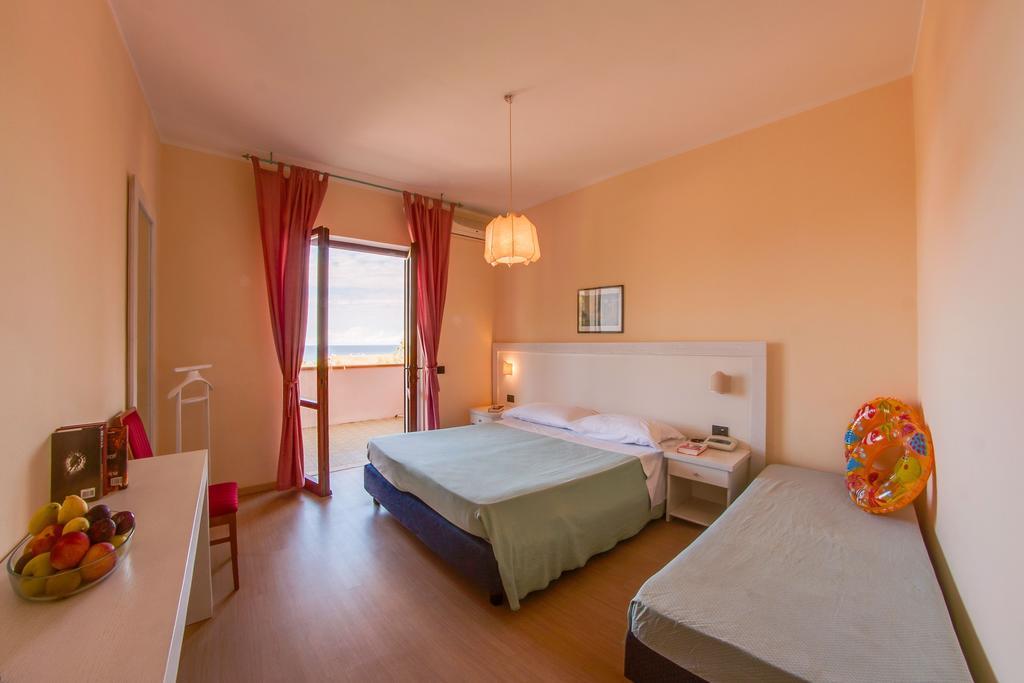 Hotel Del Golfo - Dependance Procchio  Værelse billede