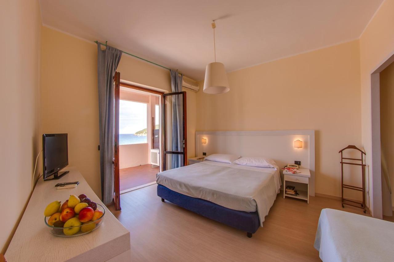 Hotel Del Golfo - Dependance Procchio  Eksteriør billede
